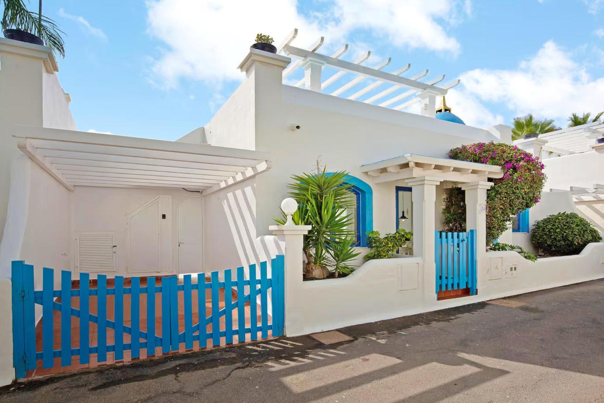 Katis Villas Boutique In Bahiazul Corralejo Room photo