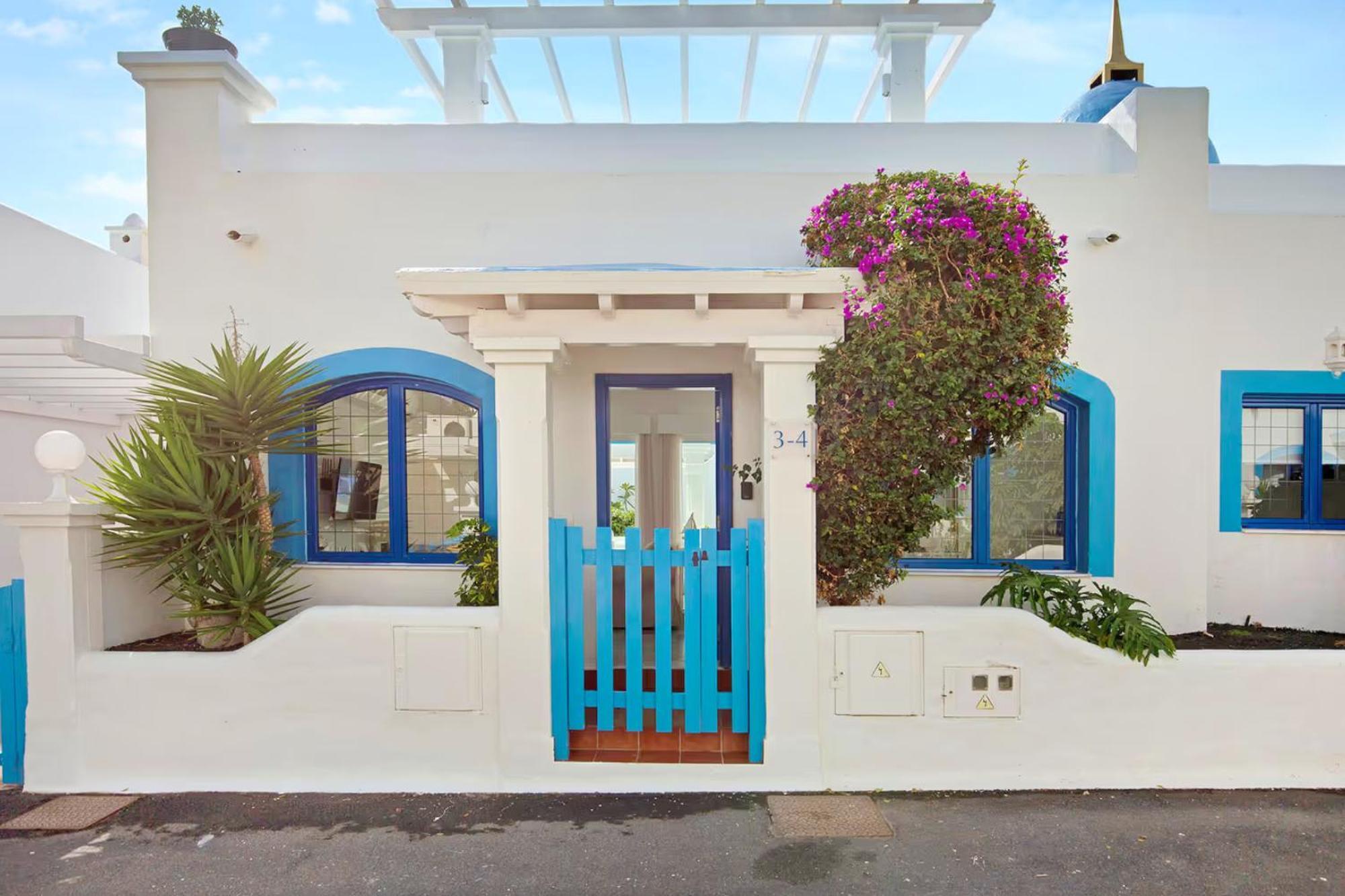 Katis Villas Boutique In Bahiazul Corralejo Room photo