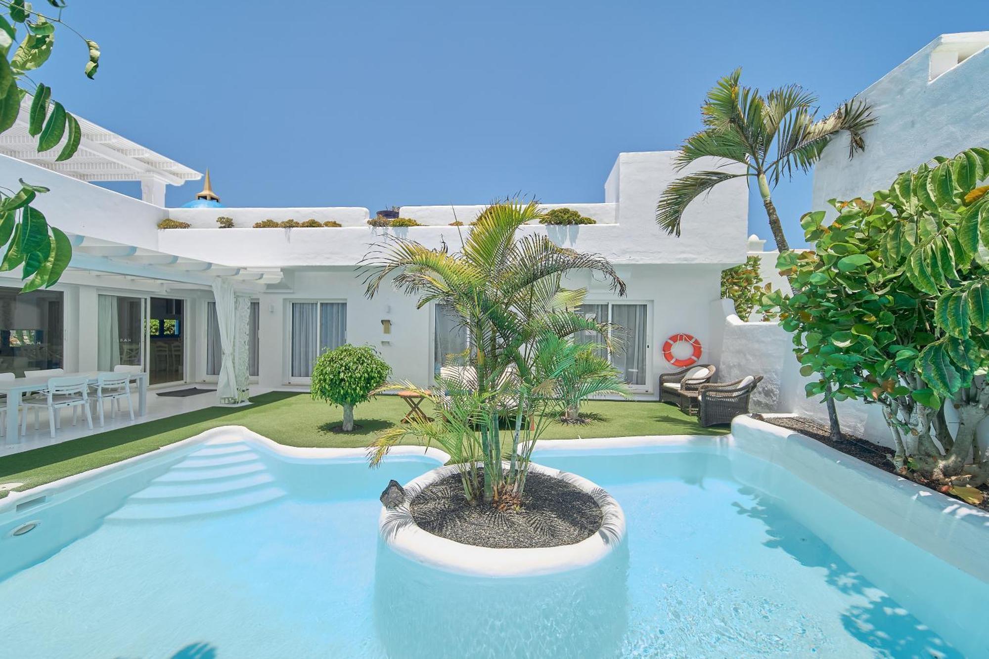 Katis Villas Boutique In Bahiazul Corralejo Exterior photo