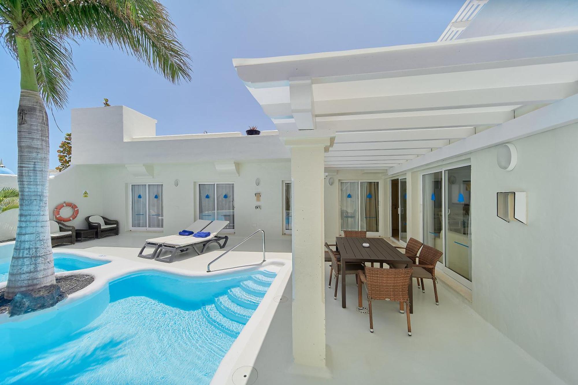 Katis Villas Boutique In Bahiazul Corralejo Exterior photo